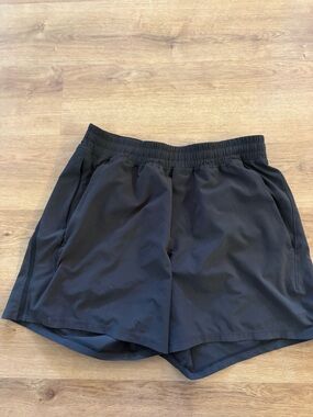 Lulu Lemon Black Men's Athletic Shorts